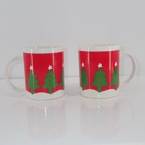 intage Christmas Coffee Mugs Collectibles Red Christmas with Green Trees Sanyei
